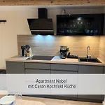 Moderne-kate-kiel Nabel *